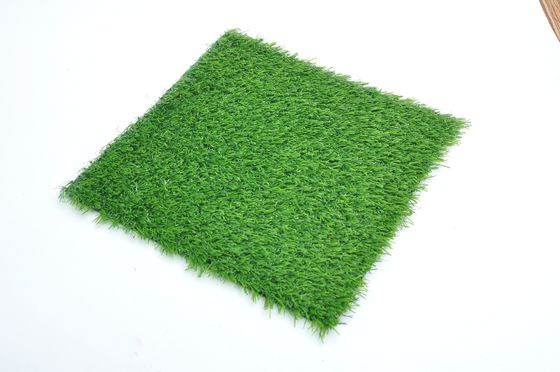 Tappeto erboso artificiale della palestra di verde di resistenza all'usura facile installare e mantenere
