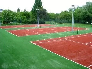 Erba falsa colorata campo da tennis